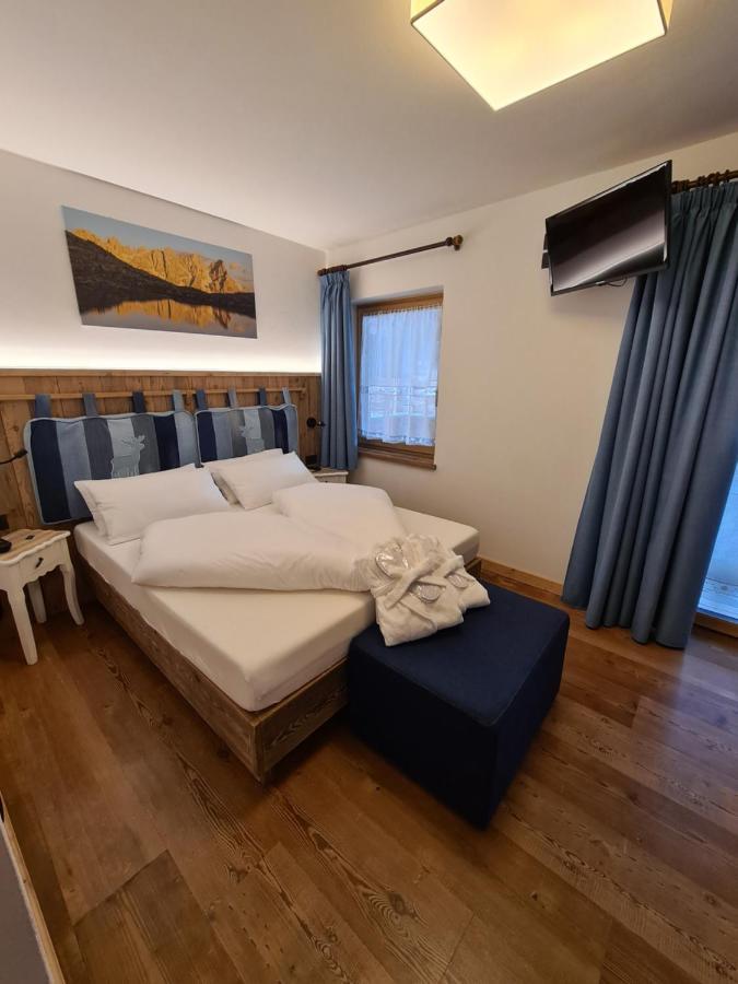 Hotel Piedibosco 모에나 외부 사진