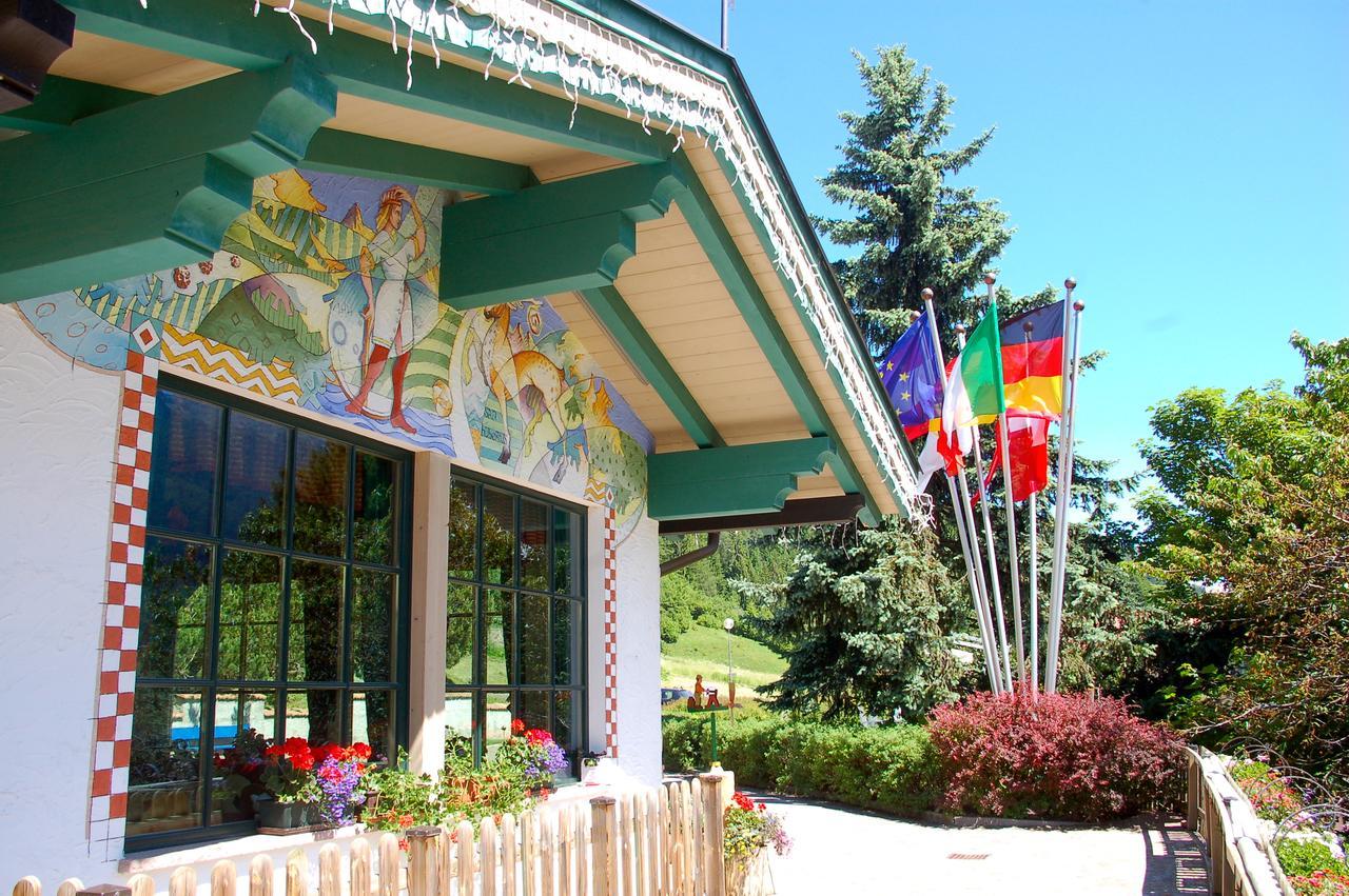 Hotel Piedibosco 모에나 외부 사진