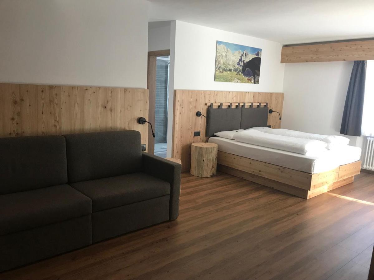Hotel Piedibosco 모에나 외부 사진